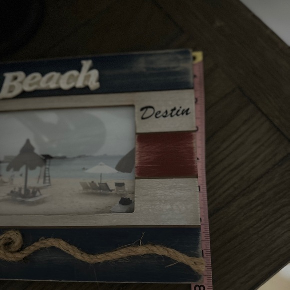 Destin Beach frame, holds a 4x6 photo, NWT, never used, pet/smoke free home - Picture 4 of 6